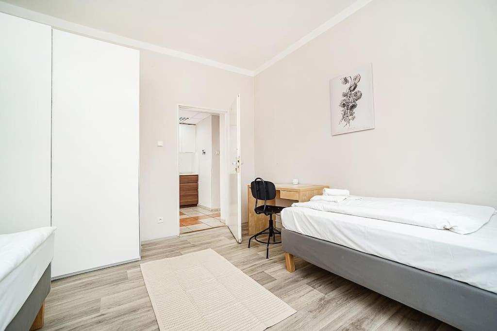 Apartamento 3 Bedroom Flat With Amazing Terrace Praga